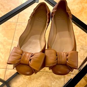 NEW Tory Burch Brown Leather Devine Bow Driver Ballet Flats size 7 1/2